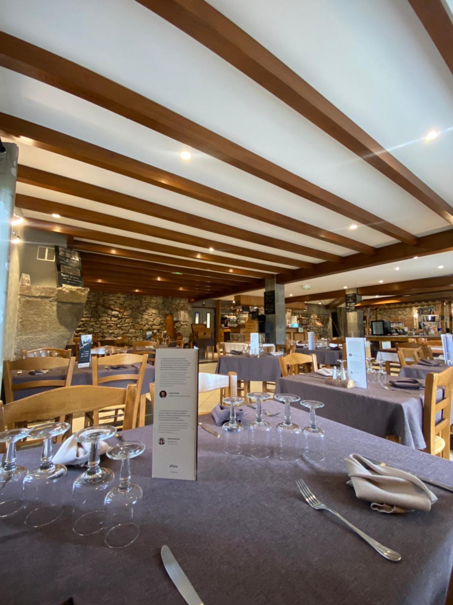 Logis Hotel Restaurant Auberge Du Bougnat Saint-Victor-la-Riviere Exterior photo